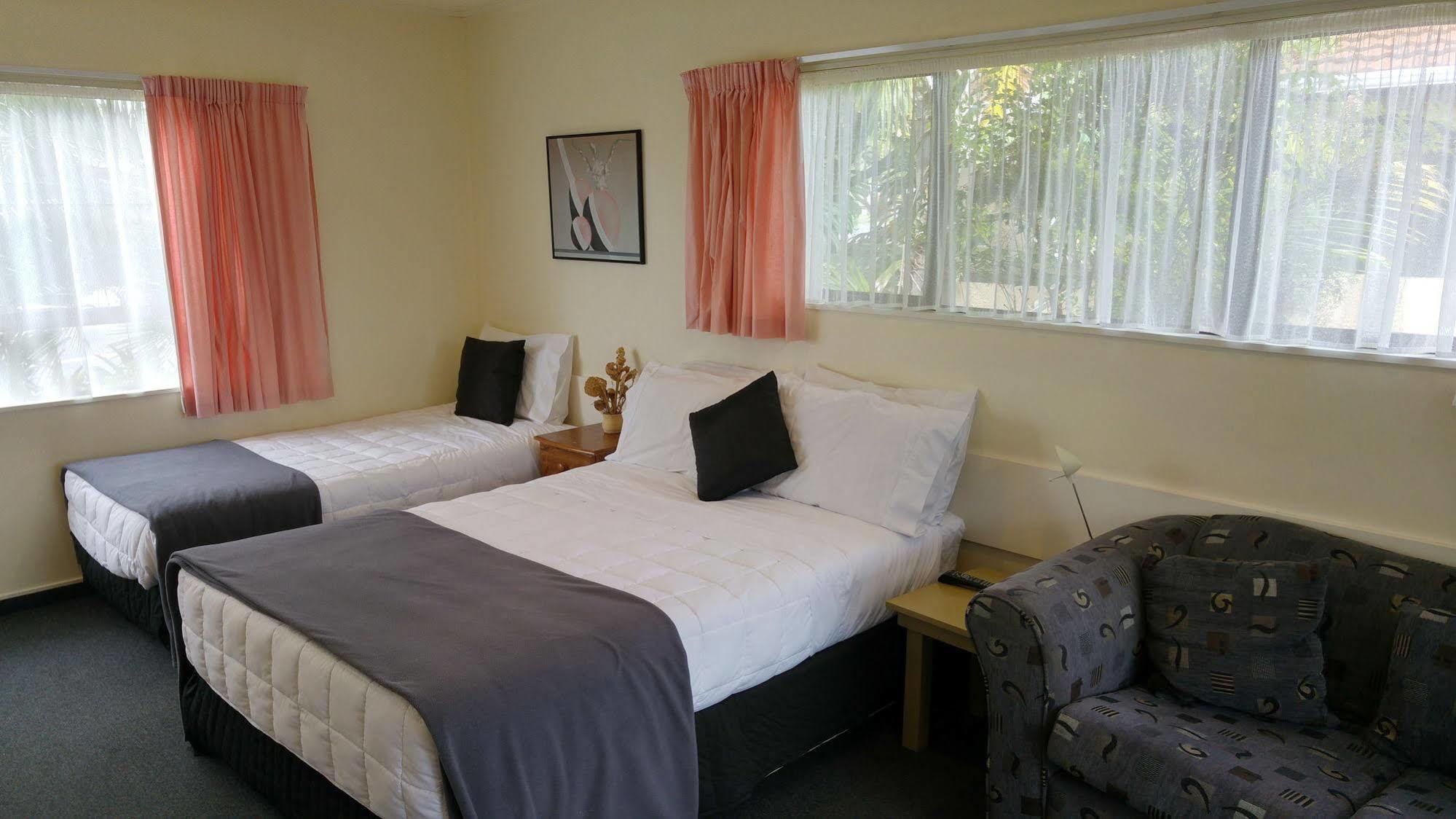 Hobson'S Choice Motel Dargaville Esterno foto