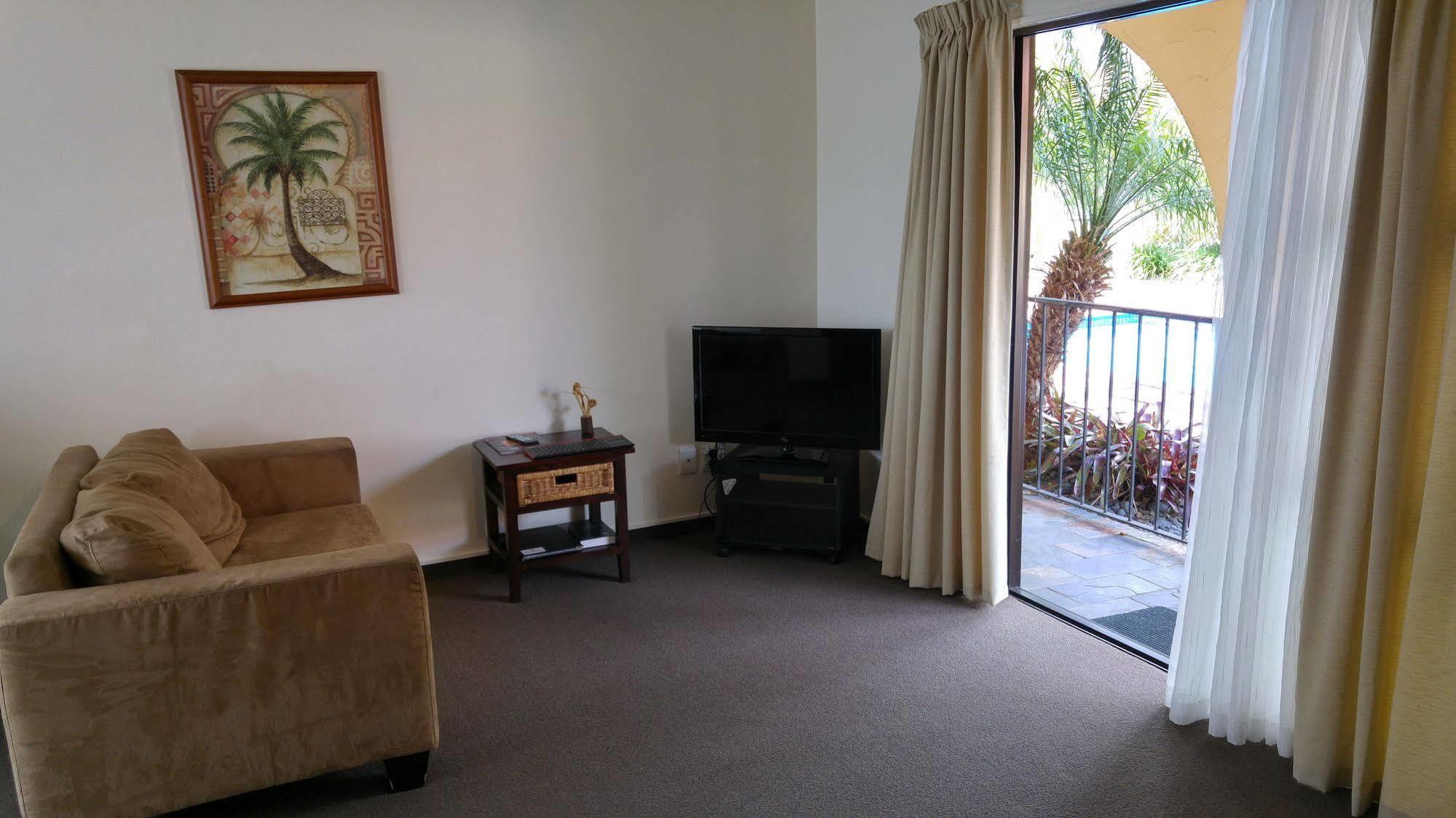Hobson'S Choice Motel Dargaville Esterno foto